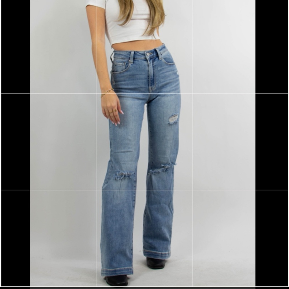 Grey Bandit jeans, size 24/1, medium wash denim